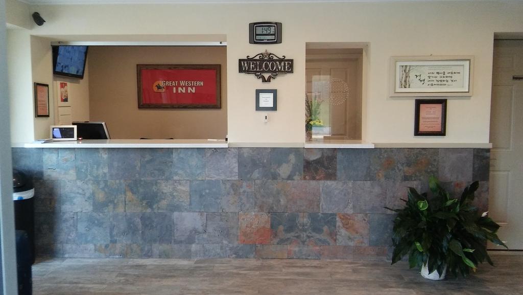 Great Western Inn Junction City Extérieur photo